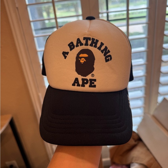 Black and white Bape hat - Picture 6 of 6